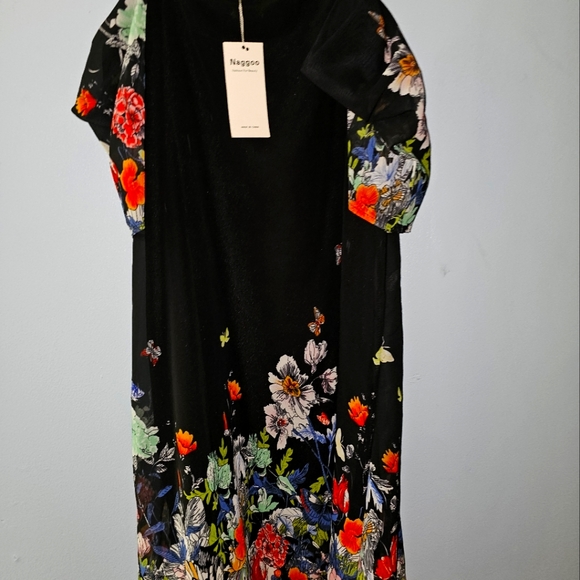 DRESS - Picture 2 of 4